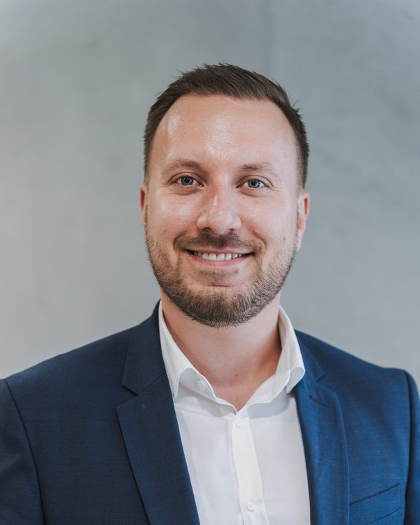 Ing. Radek Koláček, hypoteční a investiční specialista